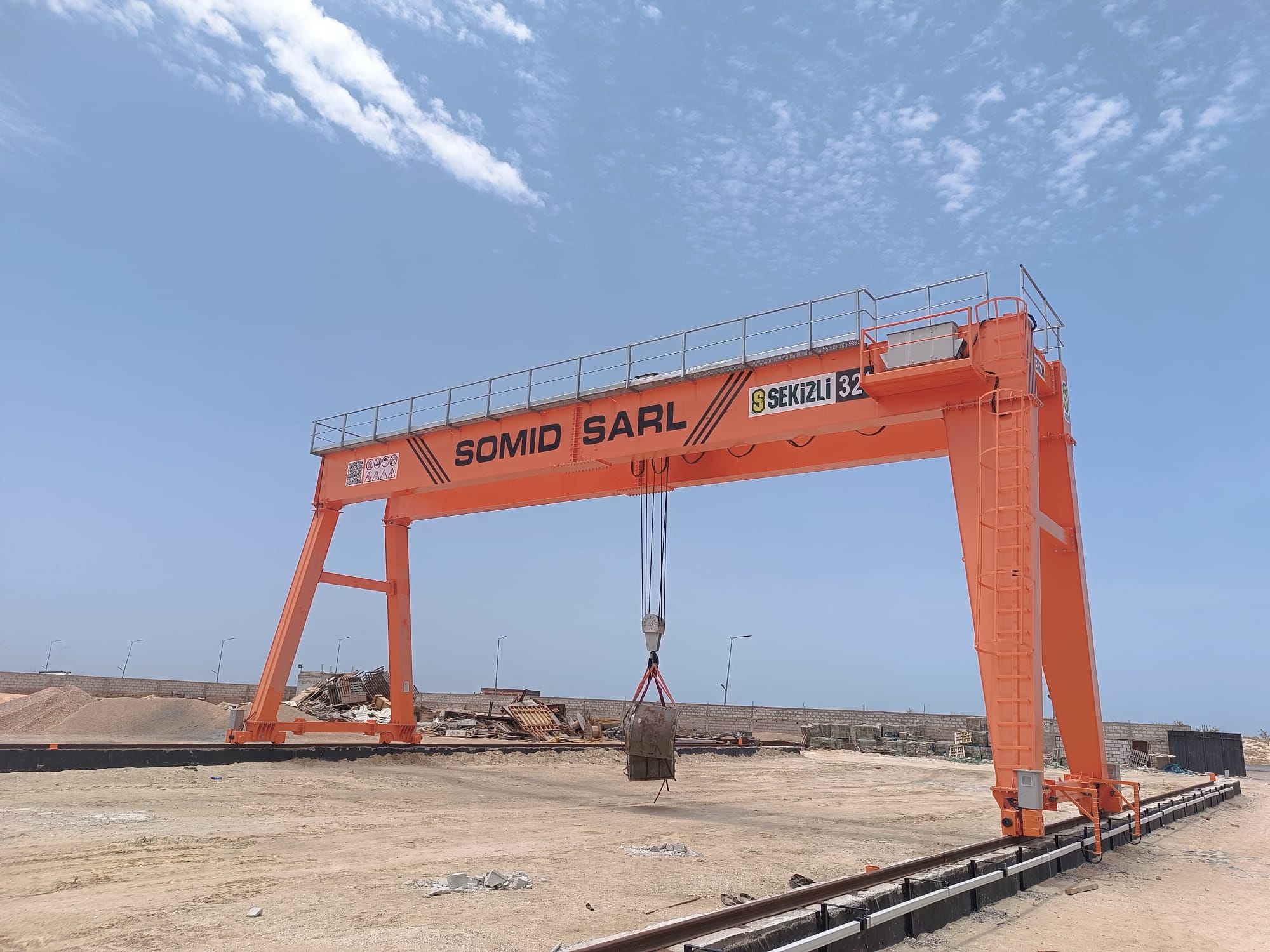 GANTRY CRANES